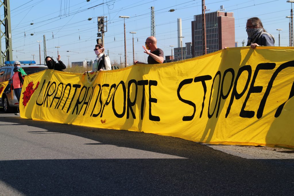 Anti-Atom-Kundgebung an der Alfred-Krupp-Straße