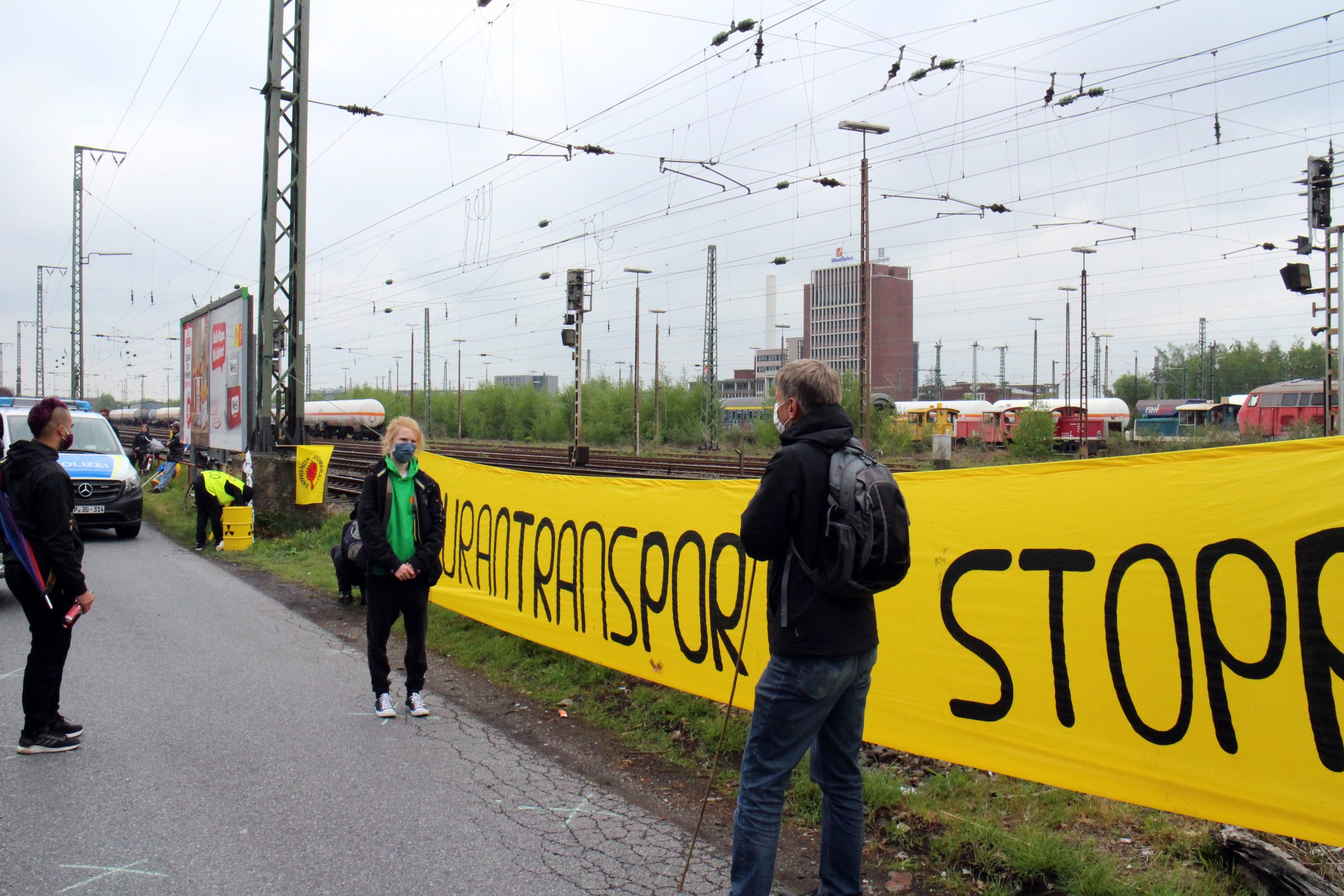 Dritte Mahnwache gegen Uranmülltransporte: Diesmal fuhr der Zug wieder